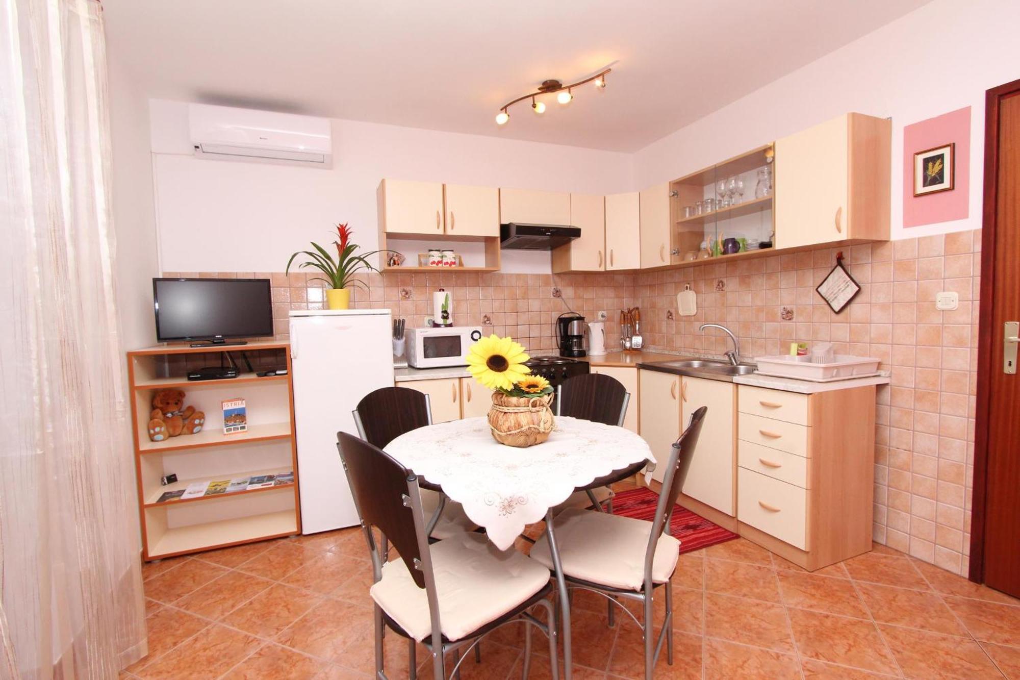 Rooms And Apartment Sanja Rovinj Exterior foto
