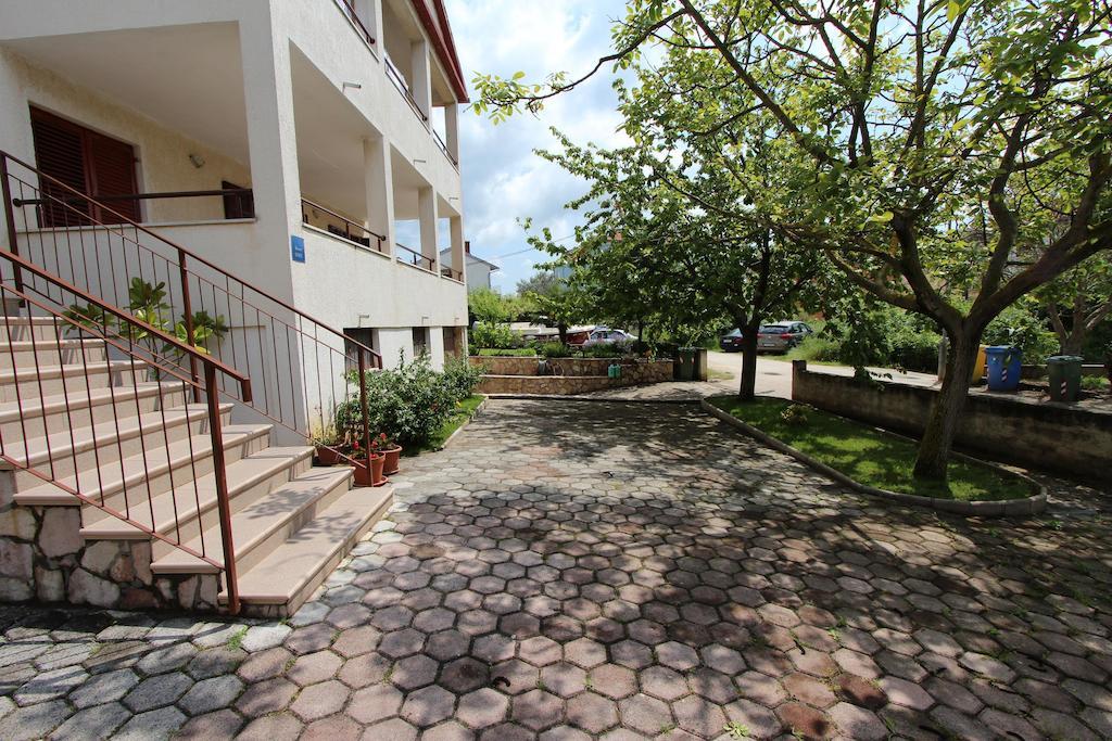 Rooms And Apartment Sanja Rovinj Exterior foto