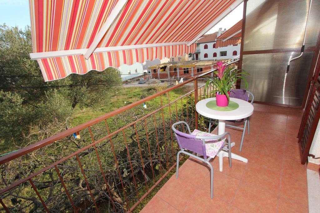 Rooms And Apartment Sanja Rovinj Exterior foto