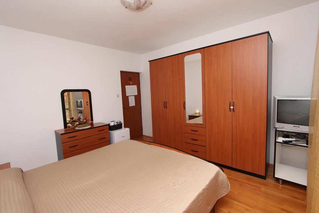 Rooms And Apartment Sanja Rovinj Exterior foto
