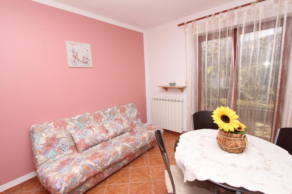 Rooms And Apartment Sanja Rovinj Exterior foto